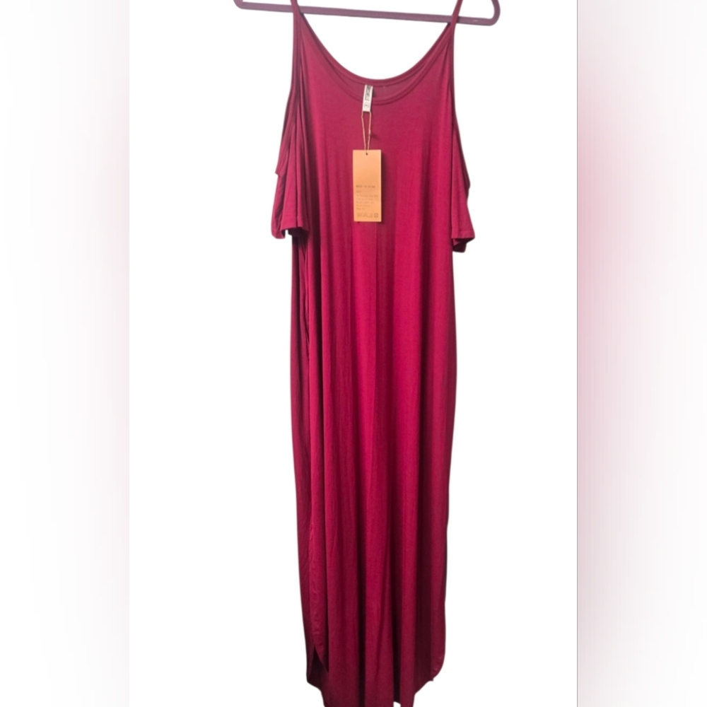 Grecerelle Maxi Red Cold Shoulders Dress Size 2X (NWT)